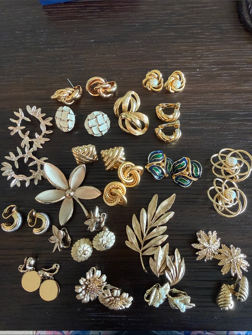 Gold-Tone Floral and Knot Earrings Set - Vintage Women’s Jewelry